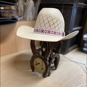 Meet your Posher, Freddy